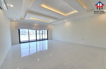 Apartment - 2 Bedrooms - 4 Bathrooms for rent in Saar - Northern Governorate