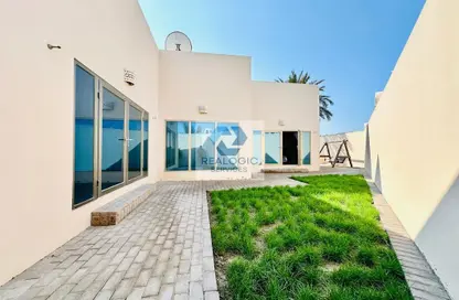 Villa - 3 Bedrooms - 4 Bathrooms for rent in Hamala - Northern Governorate