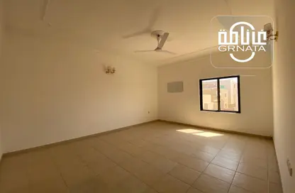 Apartment - 3 Bedrooms - 3 Bathrooms for rent in Tubli - Central Governorate