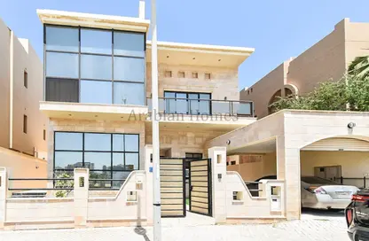 Villa - 5 Bedrooms - 5 Bathrooms for rent in Amwaj Avenue - Amwaj Islands - Muharraq Governorate