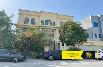 Villa - 7 Bedrooms - 7 Bathrooms for sale in Zinj - Manama - Capital Governorate