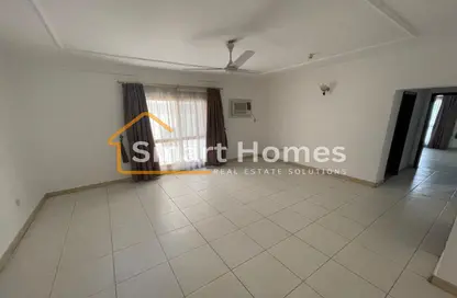 Apartment - 2 Bedrooms - 2 Bathrooms for rent in Al Juffair - Capital Governorate