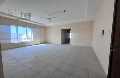 Apartment - 3 Bedrooms - 3 Bathrooms for rent in Tubli - Central Governorate