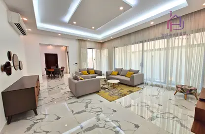 Villa - 3 Bedrooms - 4 Bathrooms for rent in Arad - Muharraq Governorate