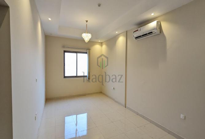 Apartment - 2 Bedrooms - 2 Bathrooms for rent in Hidd - Muharraq Governorate