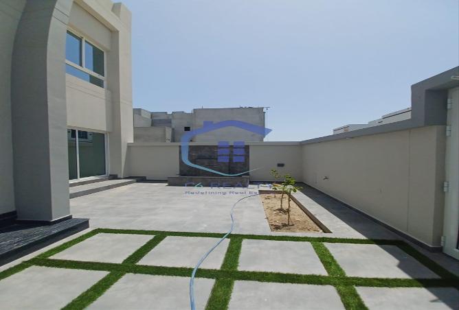 Villa - 4 Bedrooms - 5 Bathrooms for sale in Maqabah - Northern Governorate