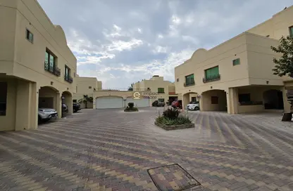 Villa - 4 Bedrooms - 4 Bathrooms for rent in Janabiya - Northern Governorate