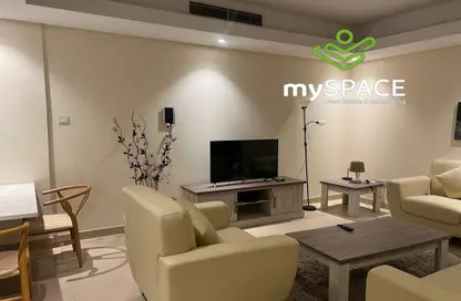 Apartment - 1 Bathroom for rent in Busaiteen - Muharraq Governorate