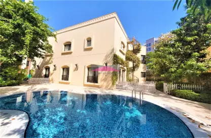 Villa - 4 Bedrooms - 5 Bathrooms for rent in Um Al Hasam - Manama - Capital Governorate