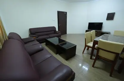 Apartment - 3 Bedrooms - 3 Bathrooms for rent in Bu Kowarah - Riffa - Southern Governorate