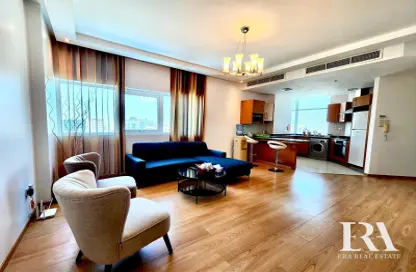 Apartment - 1 Bedroom - 2 Bathrooms for rent in Sanabis - Manama - Capital Governorate