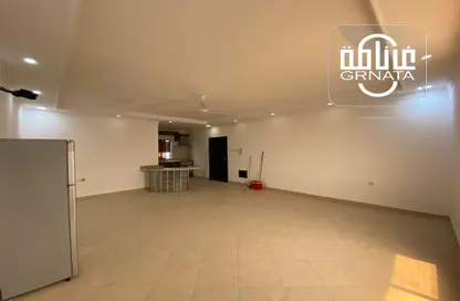 Apartment - 1 Bedroom - 1 Bathroom for rent in Tubli - Central Governorate