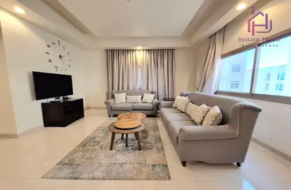 Apartment - 2 Bedrooms - 2 Bathrooms for rent in Janabiya - Northern Governorate