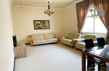 Apartment - 2 Bedrooms - 3 Bathrooms for rent in Zinj - Manama - Capital Governorate