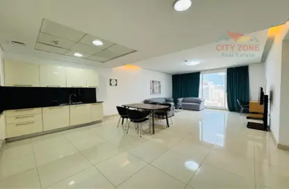 Apartment - 2 Bedrooms - 3 Bathrooms for rent in Al Juffair - Capital Governorate