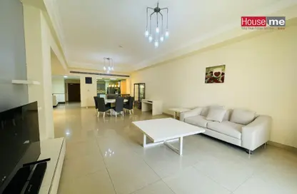 Apartment - 3 Bedrooms - 2 Bathrooms for rent in Al Juffair - Capital Governorate