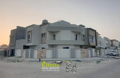 Villa - 4 Bedrooms - 5 Bathrooms for sale in Bani Jamra - Northern Governorate