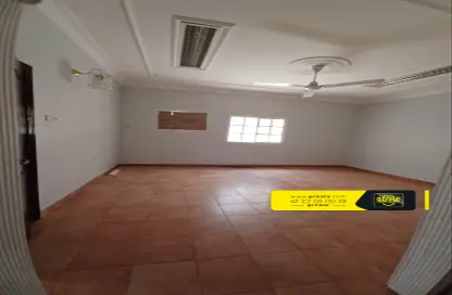 Villa - 3 Bedrooms - 4 Bathrooms for rent in Saar - Northern Governorate