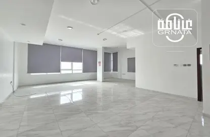 Office Space - Studio - 1 Bathroom for rent in Galali - Muharraq Governorate