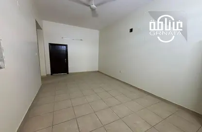 Apartment - 2 Bedrooms - 2 Bathrooms for rent in Sanad - Central Governorate