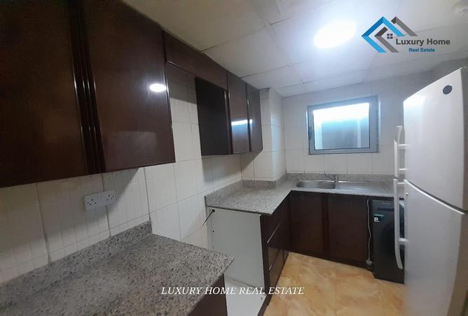 Apartment - 2 Bedrooms - 2 Bathrooms for rent in Al Juffair - Capital Governorate