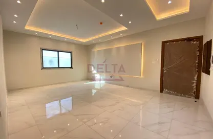 Apartment - 3 Bedrooms - 4 Bathrooms for rent in Busaiteen - Muharraq Governorate