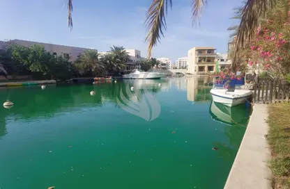 Villa - 3 Bedrooms - 4 Bathrooms for sale in Al Marsa Floating City - Amwaj Islands - Muharraq Governorate