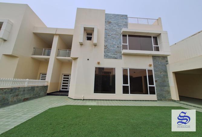 Villa - 4 Bedrooms - 5 Bathrooms for rent in Janabiya - Northern Governorate