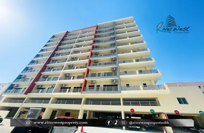 Apartment - 5 Bedrooms - 5 Bathrooms for sale in Hidd - Muharraq Governorate