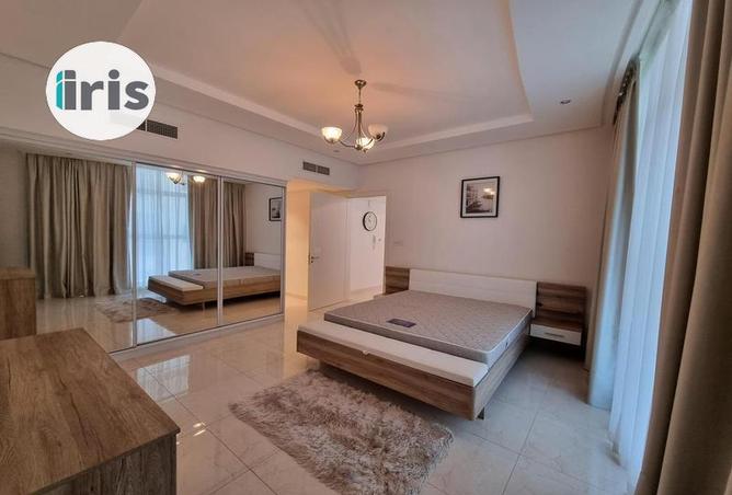 Apartment - 1 Bedroom - 2 Bathrooms for sale in Al Juffair - Capital Governorate