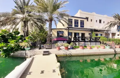 Villa - 2 Bedrooms - 3 Bathrooms for sale in Al Marsa Floating City - Amwaj Islands - Muharraq Governorate