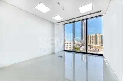 Office Space - Studio - 1 Bathroom for rent in Exhibition Road - Hoora - Capital Governorate