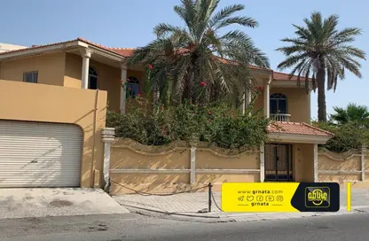 Villa - 5 Bedrooms - 7 Bathrooms for rent in Salmaniya - Manama - Capital Governorate