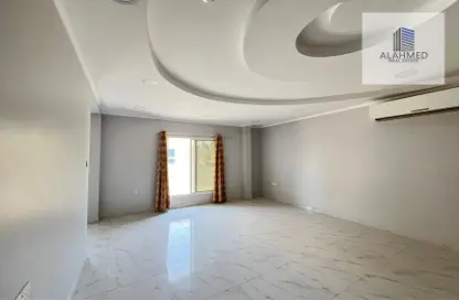 Apartment - 3 Bedrooms - 3 Bathrooms for rent in Hidd - Muharraq Governorate