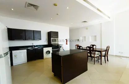 Apartment - 2 Bedrooms - 2 Bathrooms for rent in Al Juffair - Capital Governorate