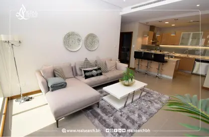 Living Room image for: Apartment - 1 Bedroom - 2 Bathrooms for sale in Seef - Capital Governorate, Image 1