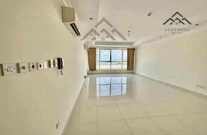 Office Space - Studio - 2 Bathrooms for rent in Galali - Muharraq Governorate