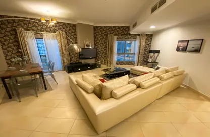 Apartment - 2 Bedrooms - 3 Bathrooms for sale in Al Juffair - Capital Governorate