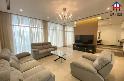 Villa - 3 Bedrooms - 4 Bathrooms for rent in Mahooz - Manama - Capital Governorate