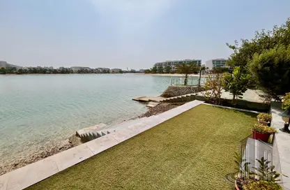 Villa - 4 Bedrooms - 6 Bathrooms for rent in Najma - Amwaj Islands - Muharraq Governorate