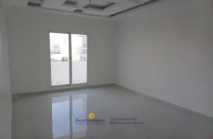 Apartment - 4 Bedrooms - 3 Bathrooms for sale in Hidd - Muharraq Governorate