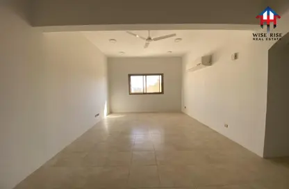 Apartment - 2 Bedrooms - 2 Bathrooms for rent in Zinj - Manama - Capital Governorate