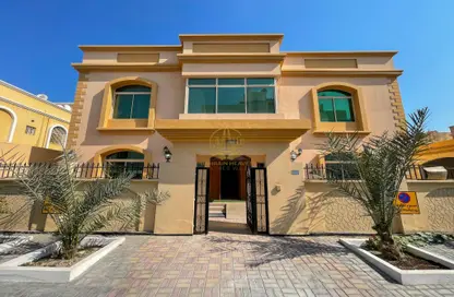 Villa - 5 Bedrooms - 6 Bathrooms for sale in Al Juffair - Capital Governorate