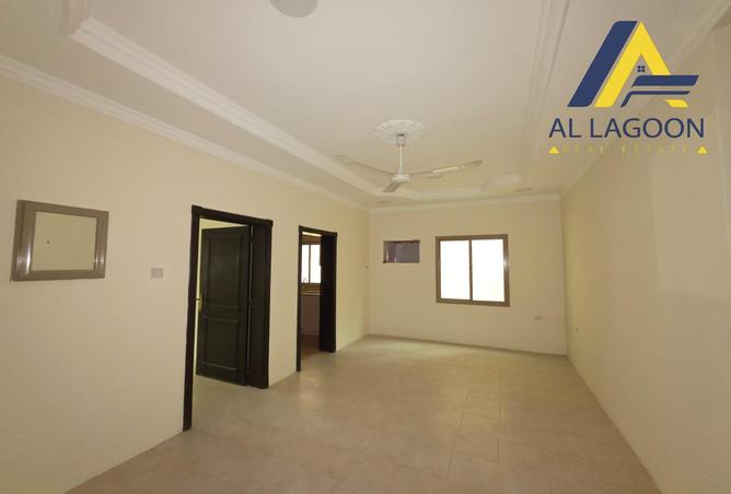 Apartment - 2 Bedrooms - 2 Bathrooms for rent in Salmabad - Central Governorate