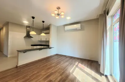 Apartment - 2 Bedrooms - 2 Bathrooms for rent in Al Burhama - Manama - Capital Governorate