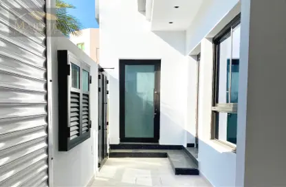 Villa - 4 Bedrooms - 7 Bathrooms for sale in Diraz - Northern Governorate