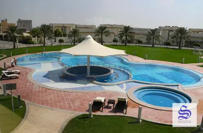 Villa - 5 Bedrooms - 7 Bathrooms for rent in Riffa - Southern Governorate