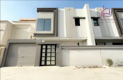 Villa - 4 Bedrooms - 5 Bathrooms for sale in Malkiyah - Northern Governorate