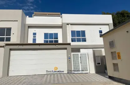 Villa - 4 Bedrooms - 5 Bathrooms for sale in Jid Al Haj - Northern Governorate