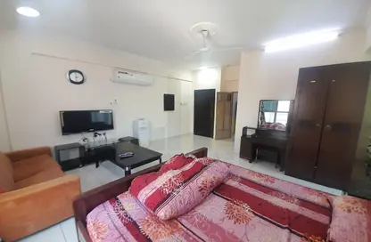 Apartment - Studio - 1 Bathroom for rent in Adliya - Manama - Capital Governorate